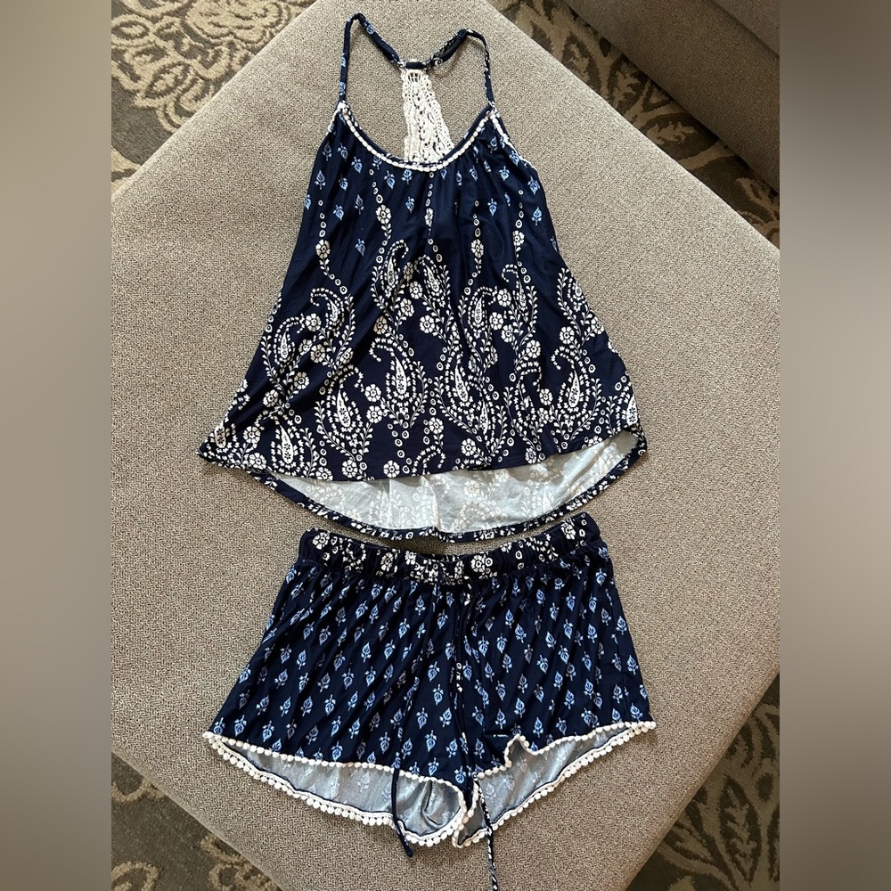 Bohemian Pattern Junior’s Large Two Piece Pajama Set